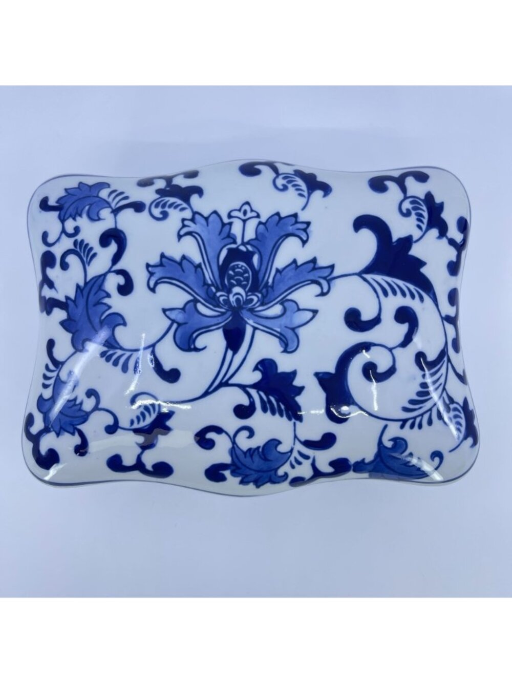 vintage blue & white ceramic trinket box with floral design chinoiserie keepsake - Picture 5 of 8